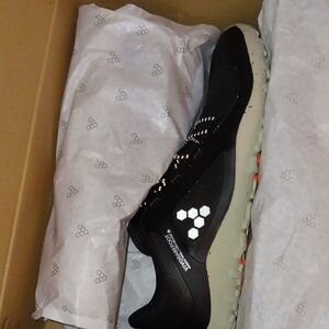 Vivo barefoot Black Athletic Shoes Sleek Design